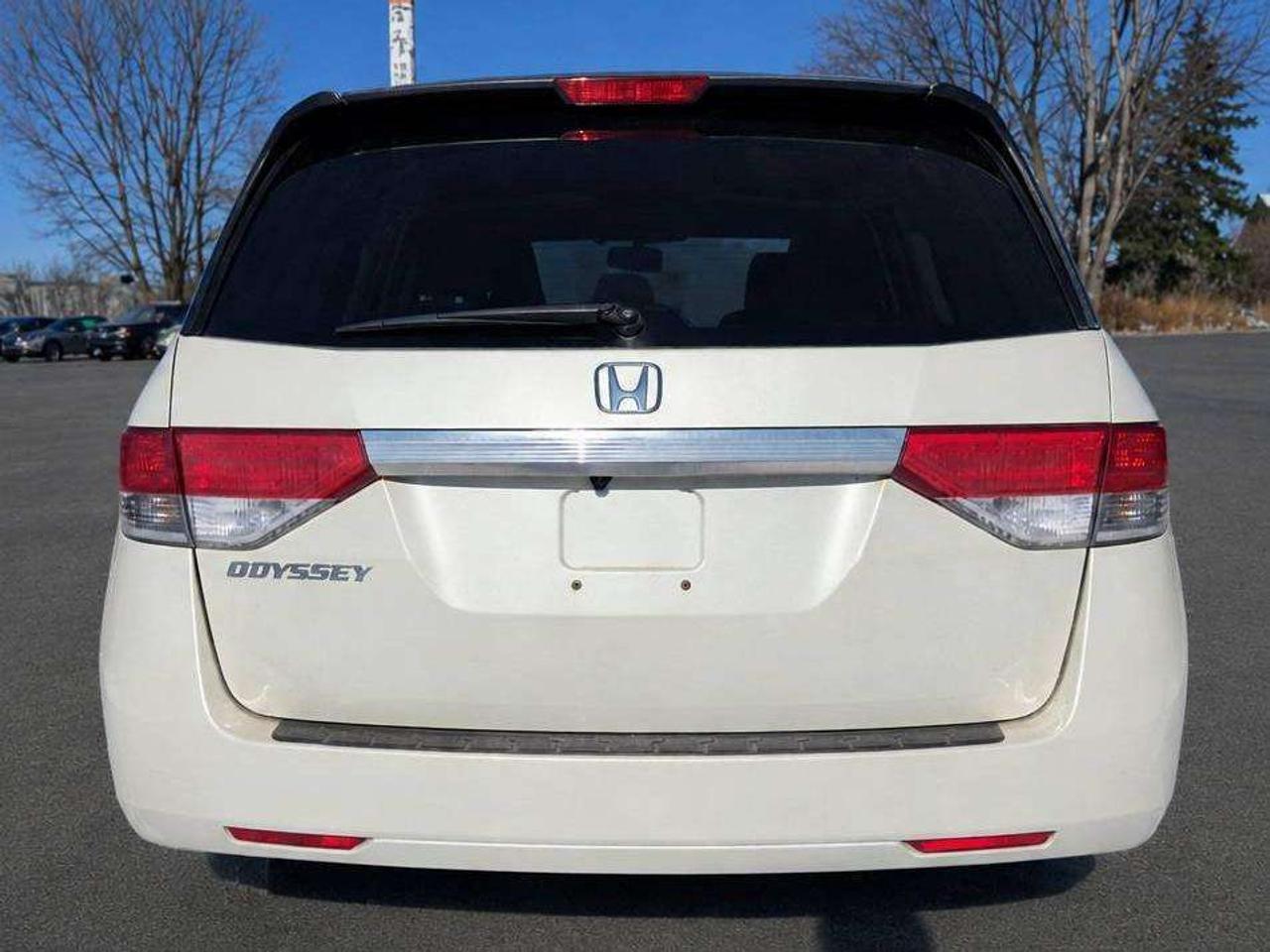 2014 Honda Odyssey EX Photo