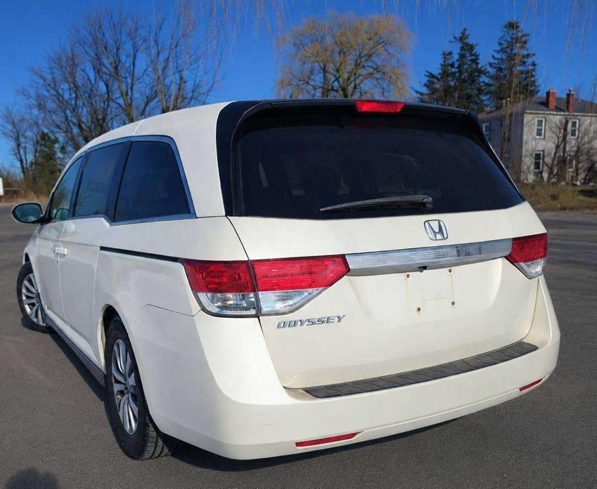 2014 Honda Odyssey EX Photo