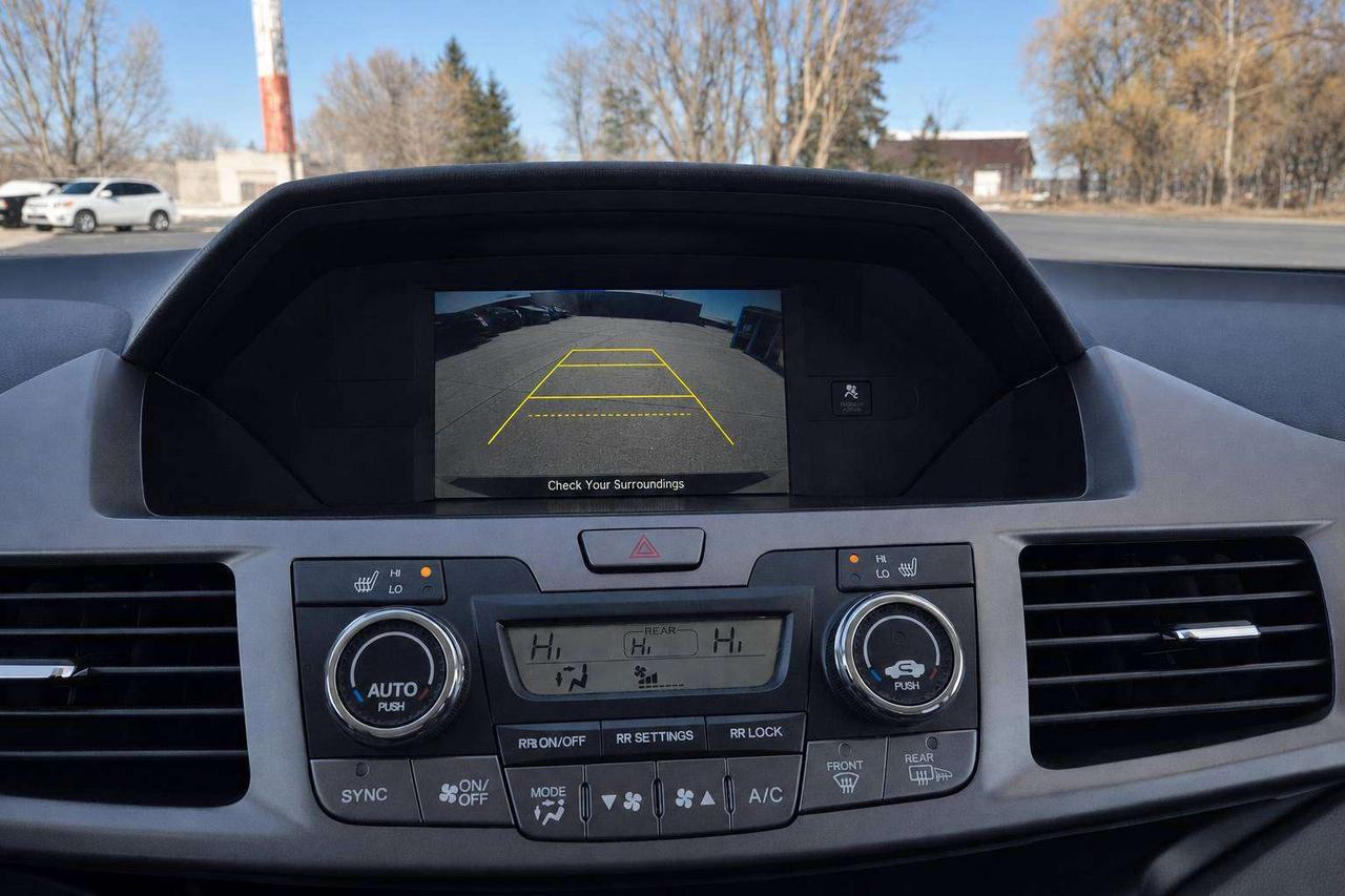 2014 Honda Odyssey EX Photo