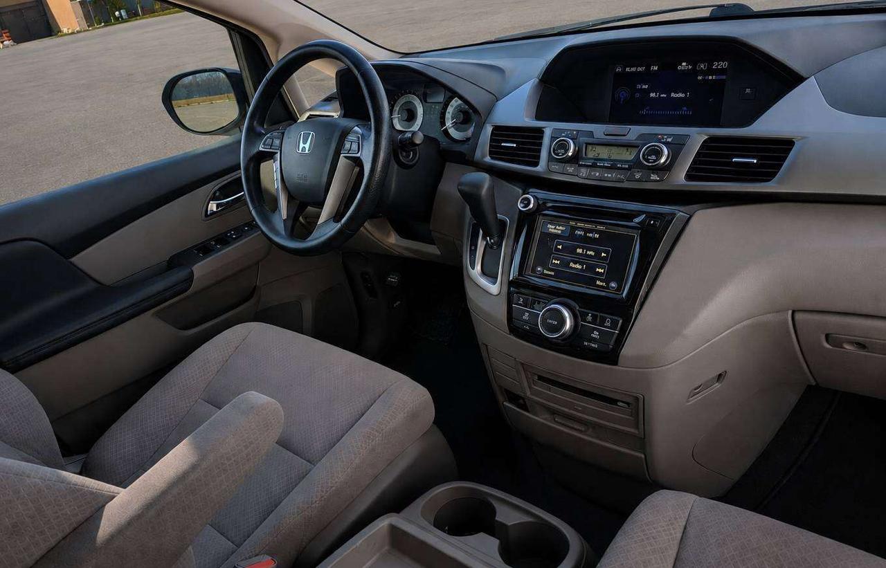 2014 Honda Odyssey EX Photo
