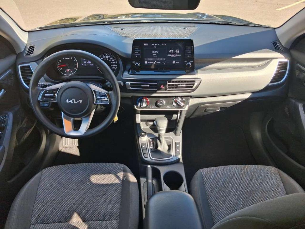 2023 Kia Seltos LX FWD Photo