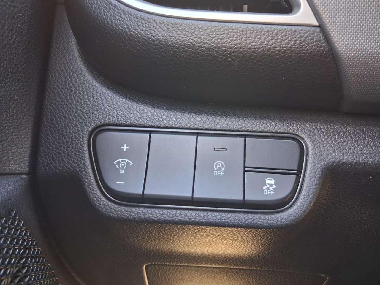 2023 Kia Seltos LX FWD Photo