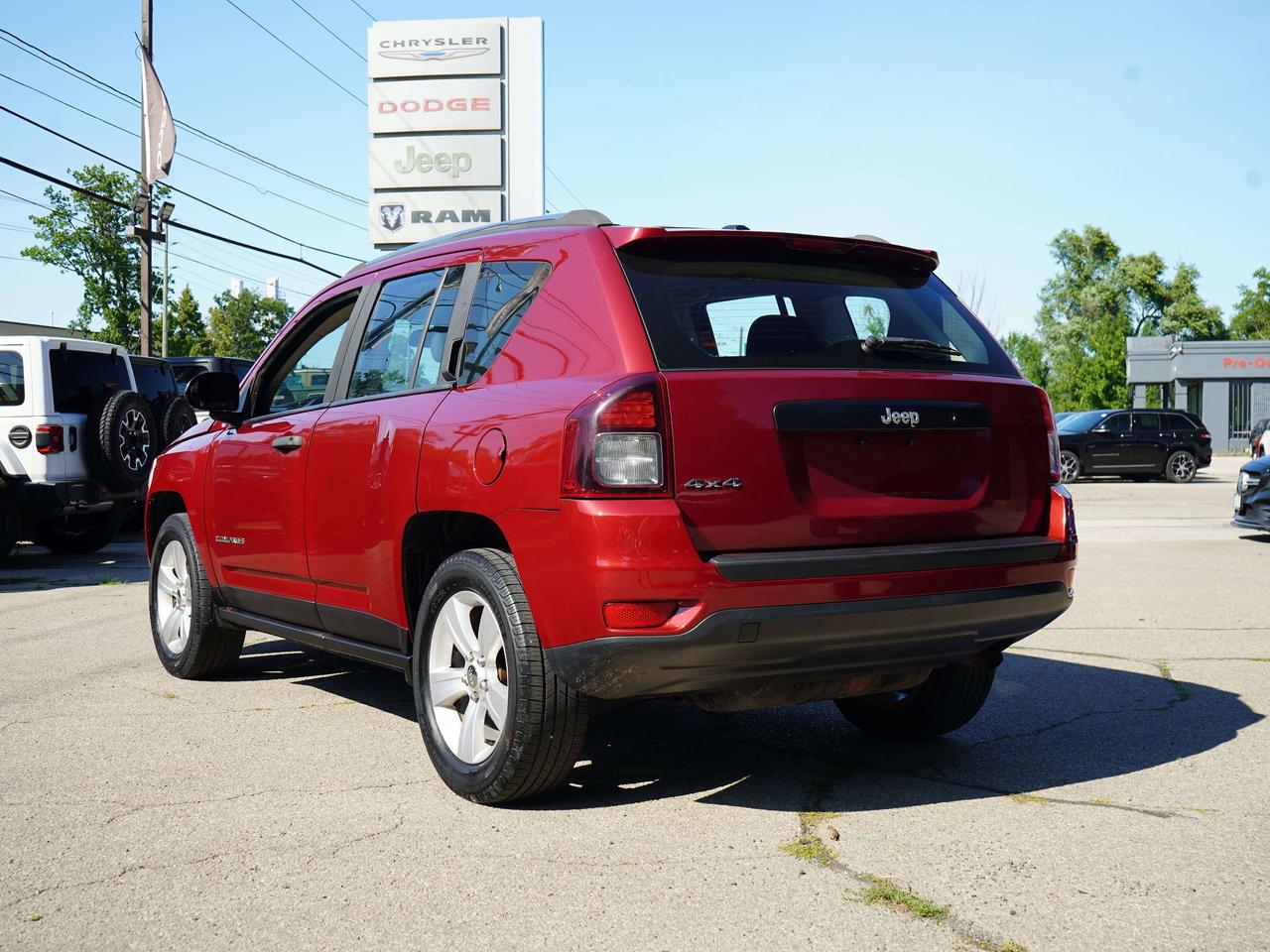 2014 Jeep Compass AUTO,4 CYL,4WD Photo