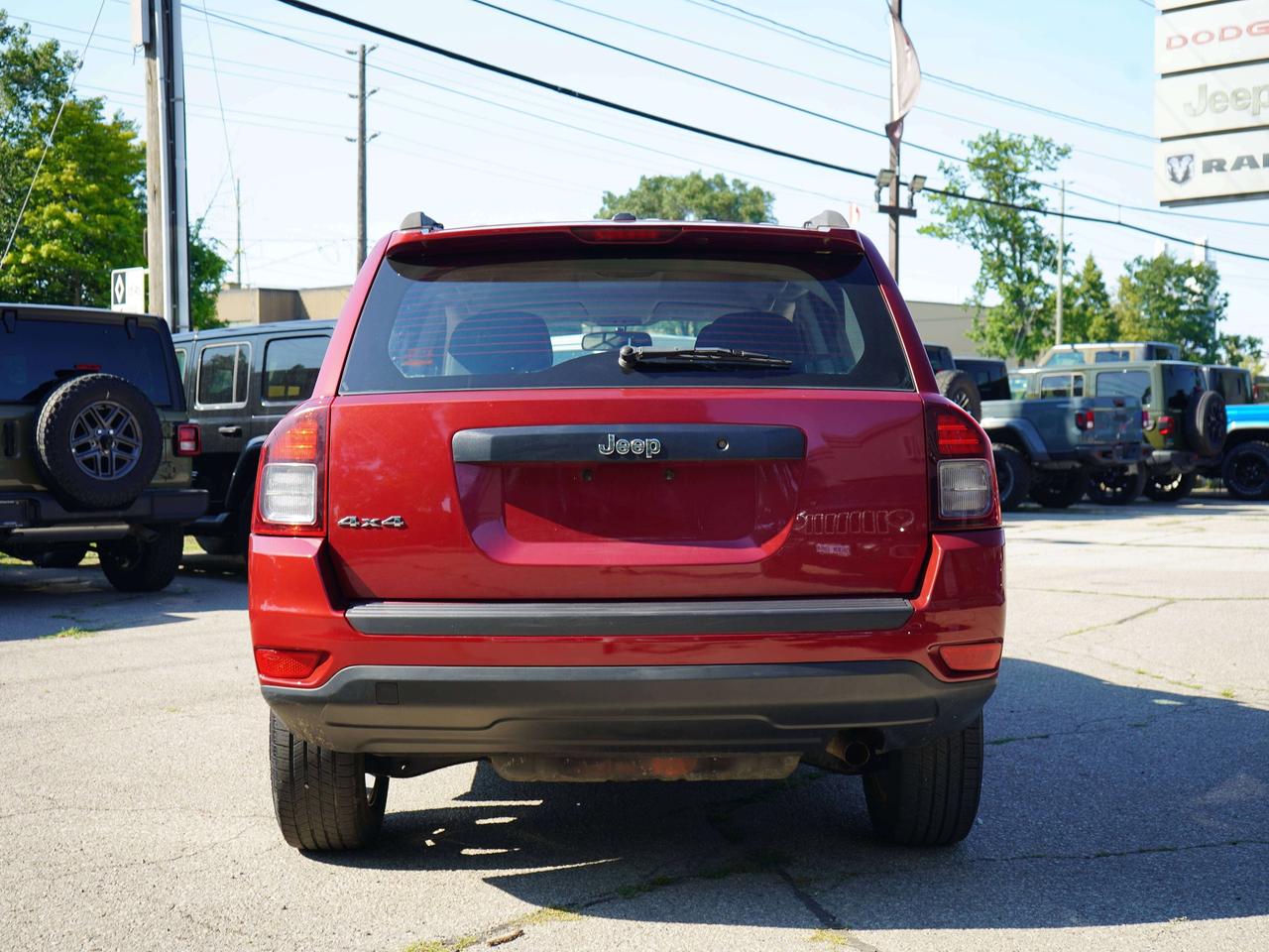 2014 Jeep Compass AUTO,4 CYL,4WD Photo