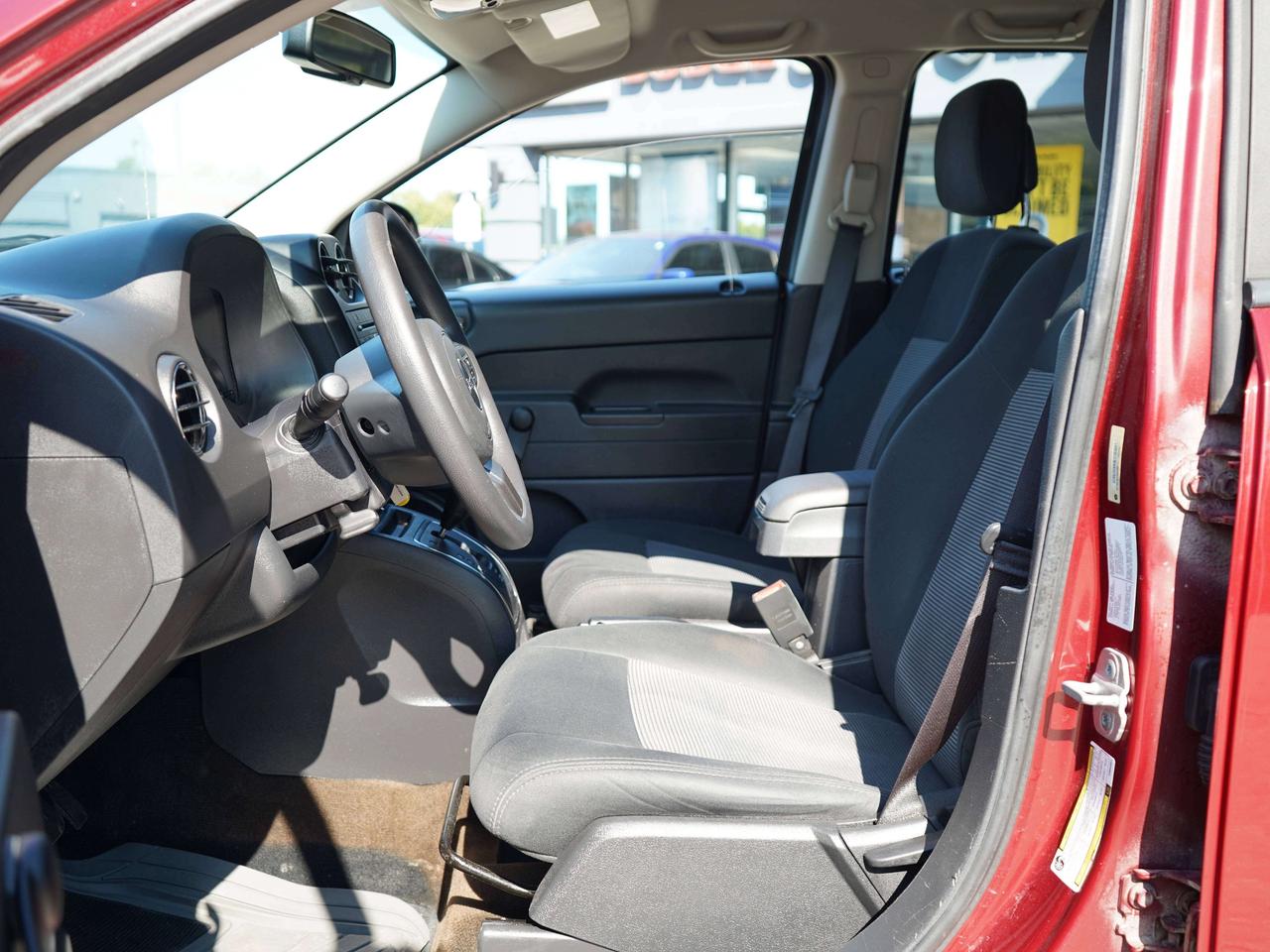 2014 Jeep Compass AUTO,4 CYL,4WD Photo