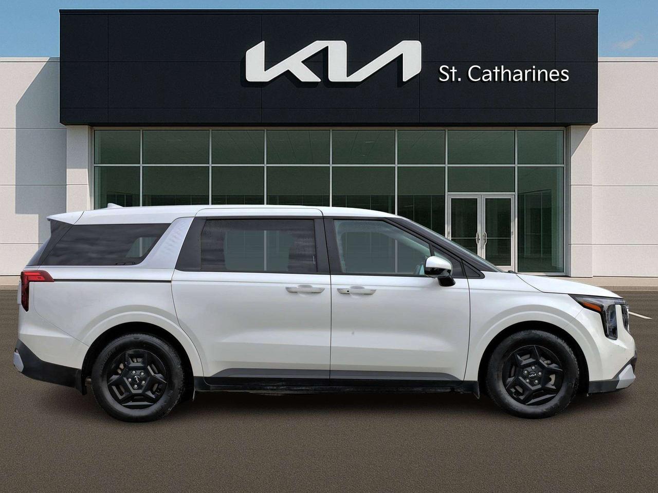 2026 Kia Carnival LX Photo4
