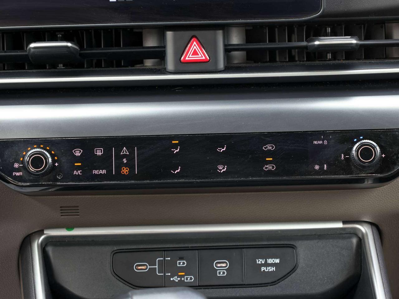 2026 Kia Carnival LX Photo