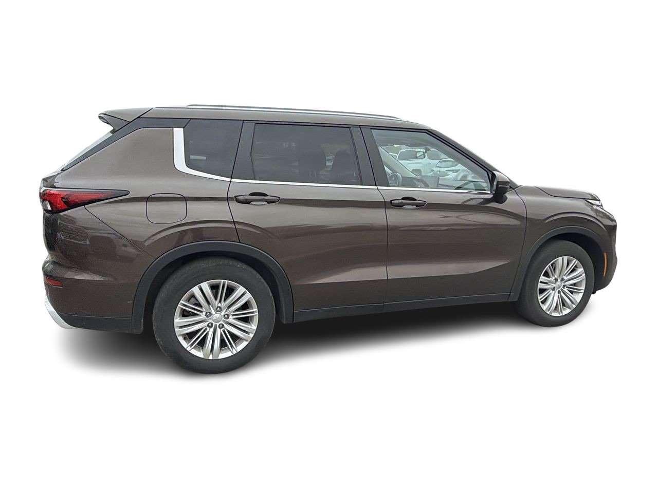 2024 Mitsubishi Outlander SE S-AWC FINANCED PRICE ADVERTISED   PANO SUNROOF   SUEDE/LEATHER SEATS   2 SET TIRES   HEAT STEER Photo