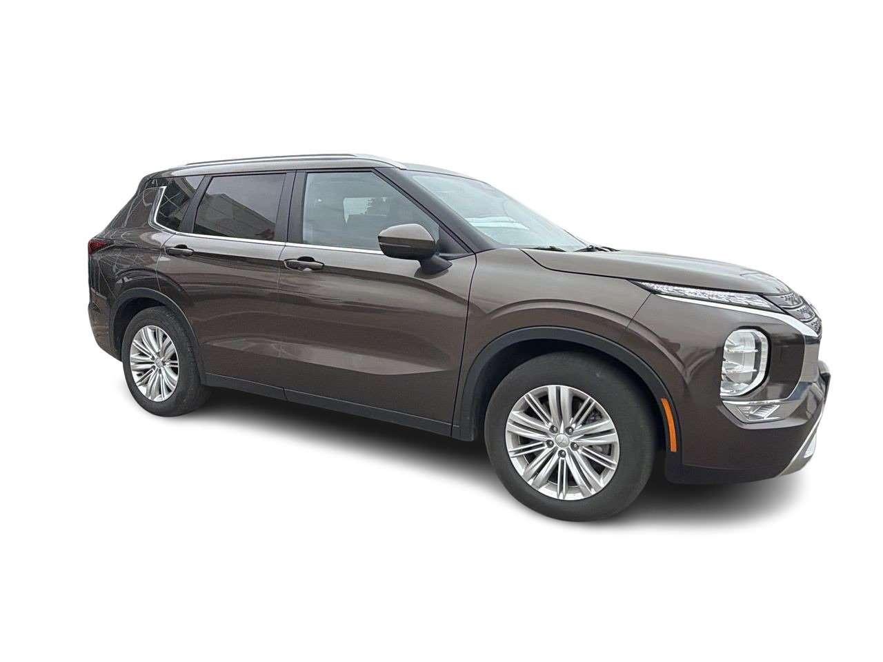 2024 Mitsubishi Outlander SE S-AWC FINANCED PRICE ADVERTISED   PANO SUNROOF   SUEDE/LEATHER SEATS   2 SET TIRES   HEAT STEER Photo