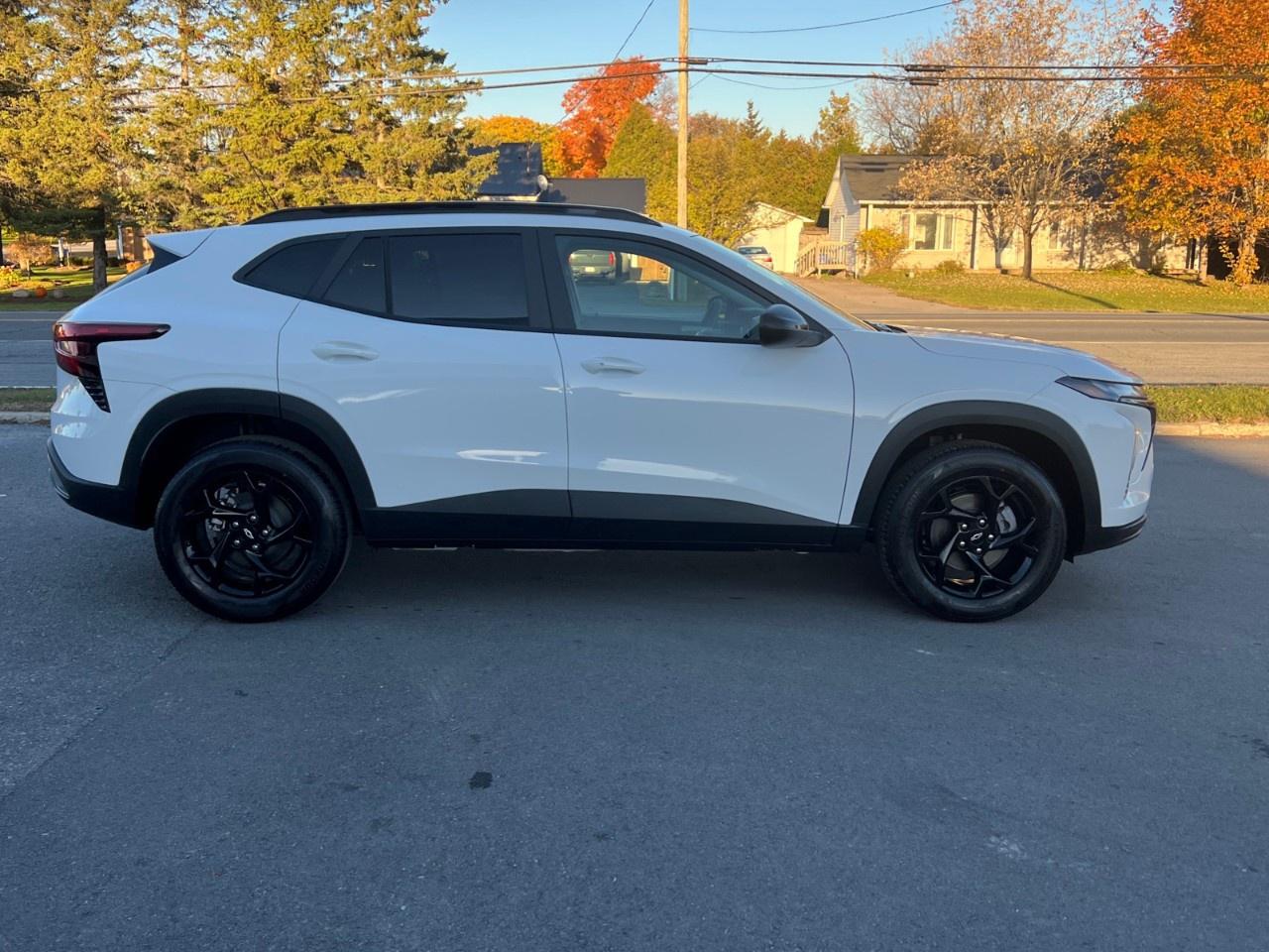 2026 Chevrolet Trax Fwd 4dr Lt Photo