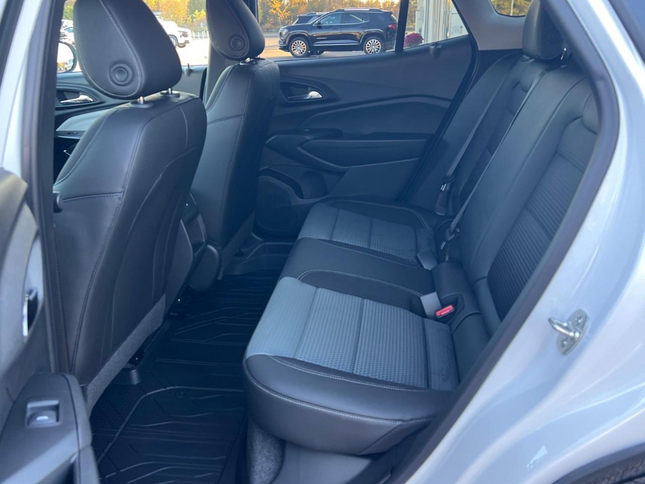 2026 Chevrolet Trax Fwd 4dr Lt Photo