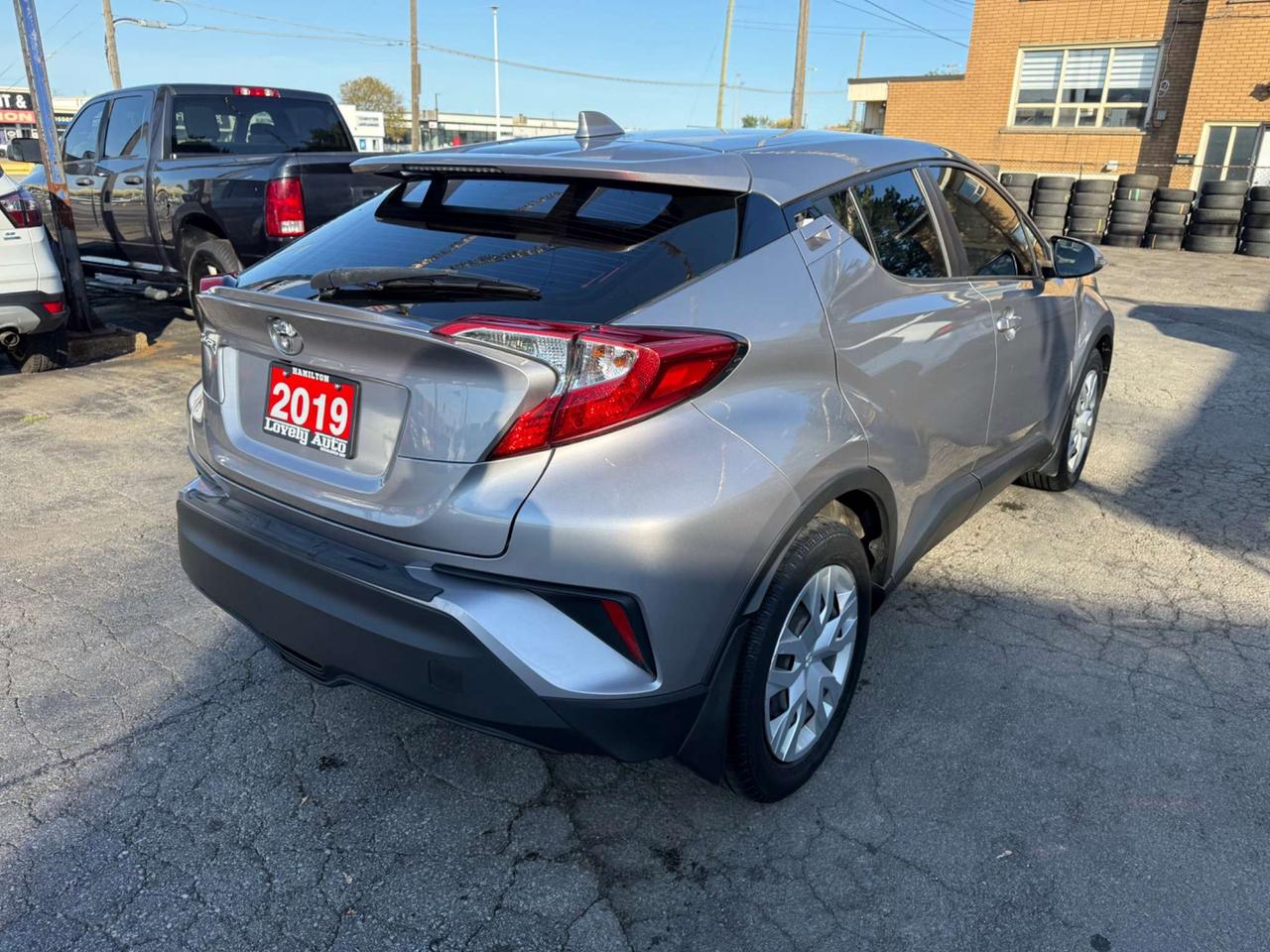 2019 Toyota C-HR XLE *CERTIFIED* Photo