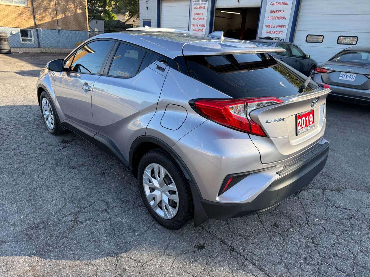 2019 Toyota C-HR XLE *CERTIFIED* Photo