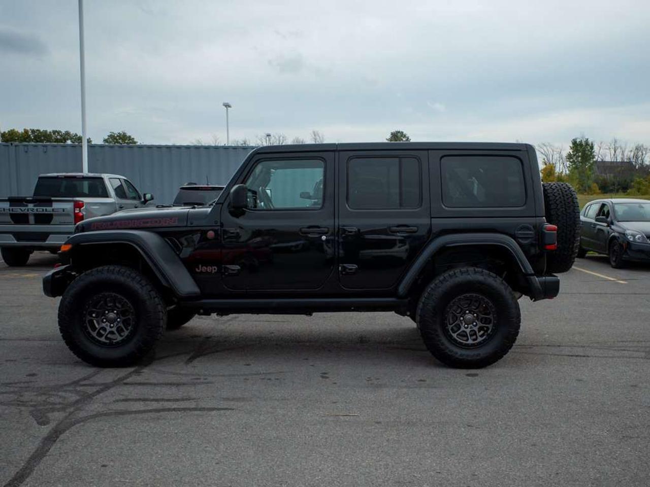 2023 Jeep Wrangler Rubicon - Adjustable Lumbar    Convertible Soft Top Photo4