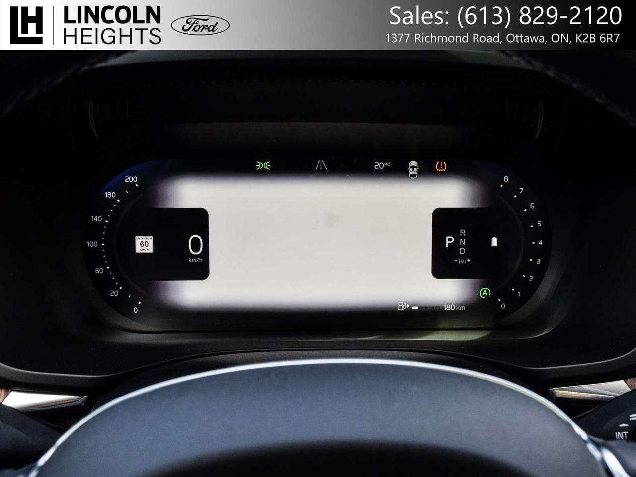 2024 Volvo XC60 Plus Dark Theme Photo
