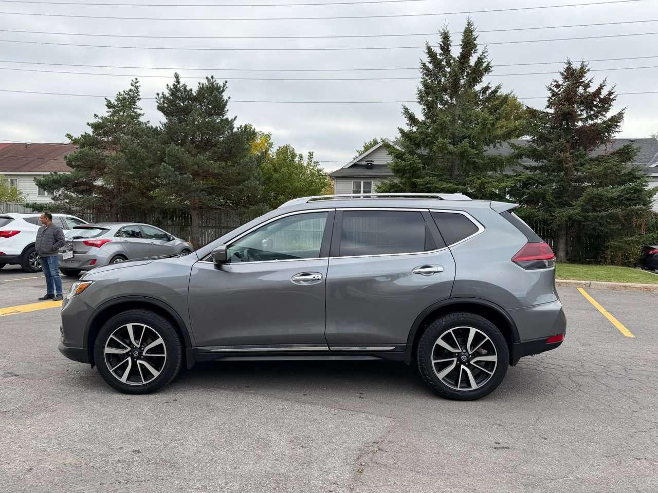 2019 Nissan Rogue SL Photo5