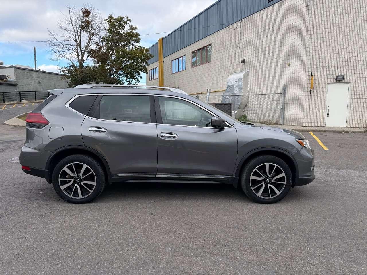 2019 Nissan Rogue SL Photo