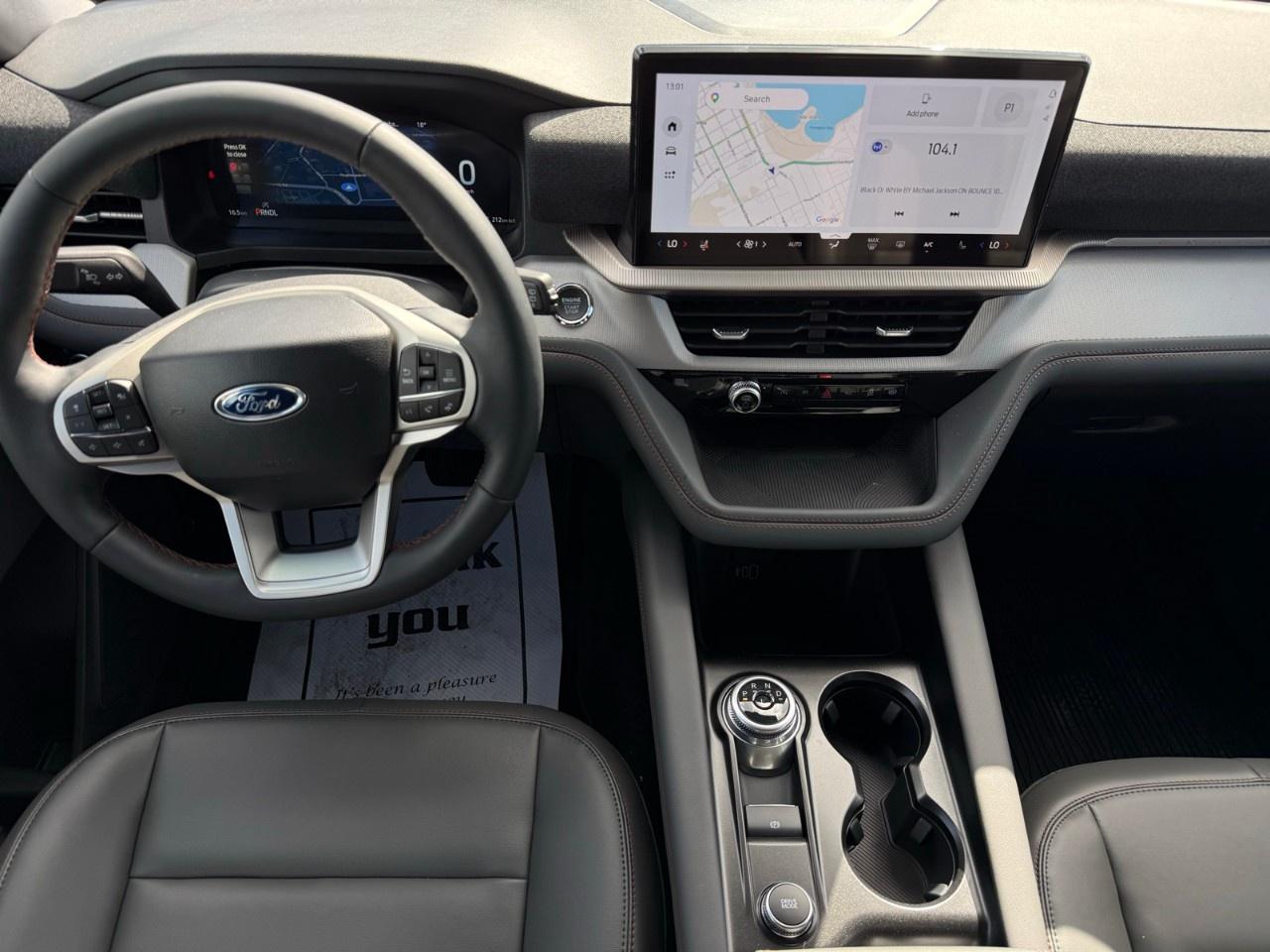 2027 Ford Explorer Active w/200A Pkg 4WD Photo