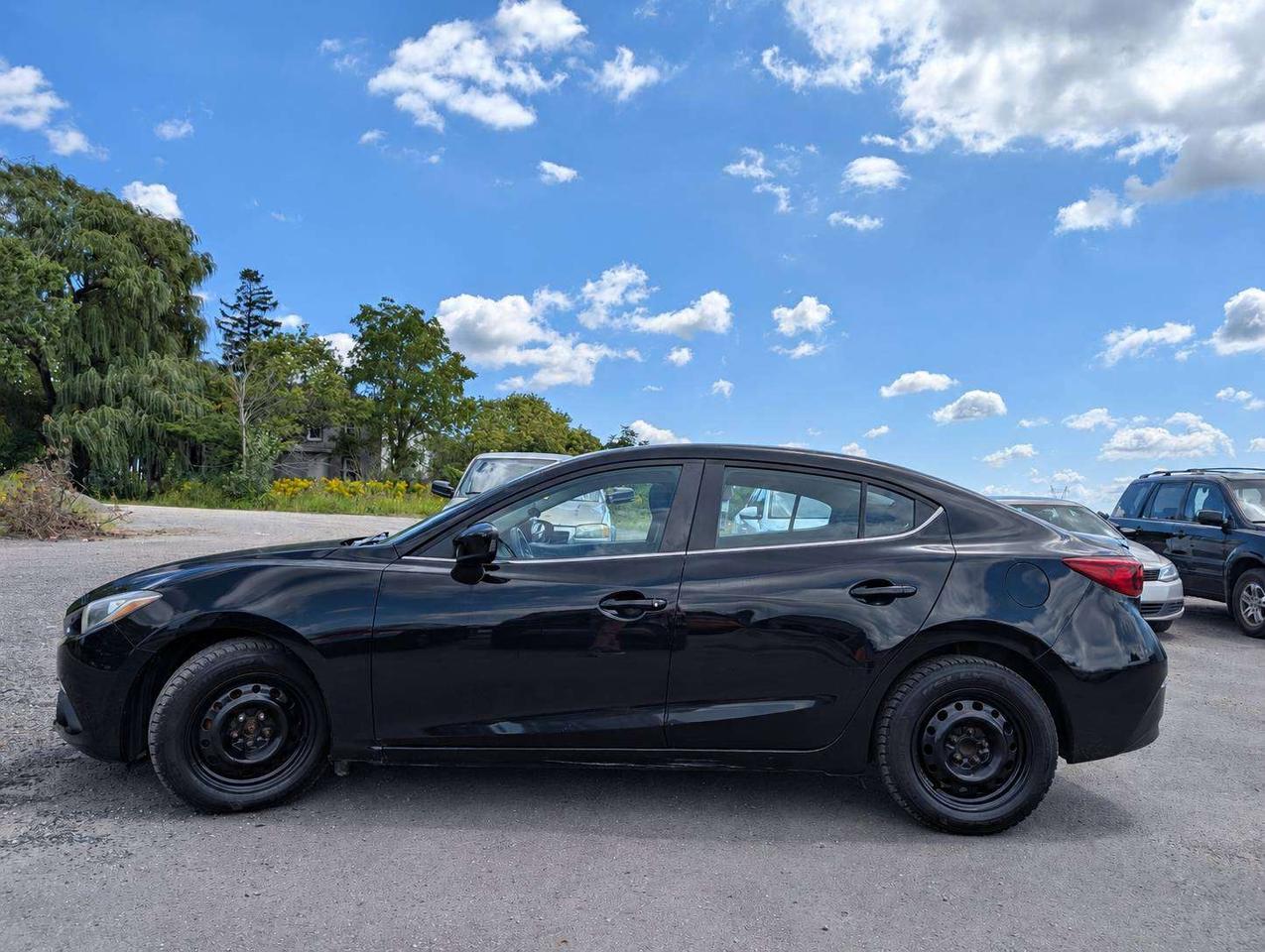 2014 Mazda 3 GS-SKY (No Accidents) Photo5