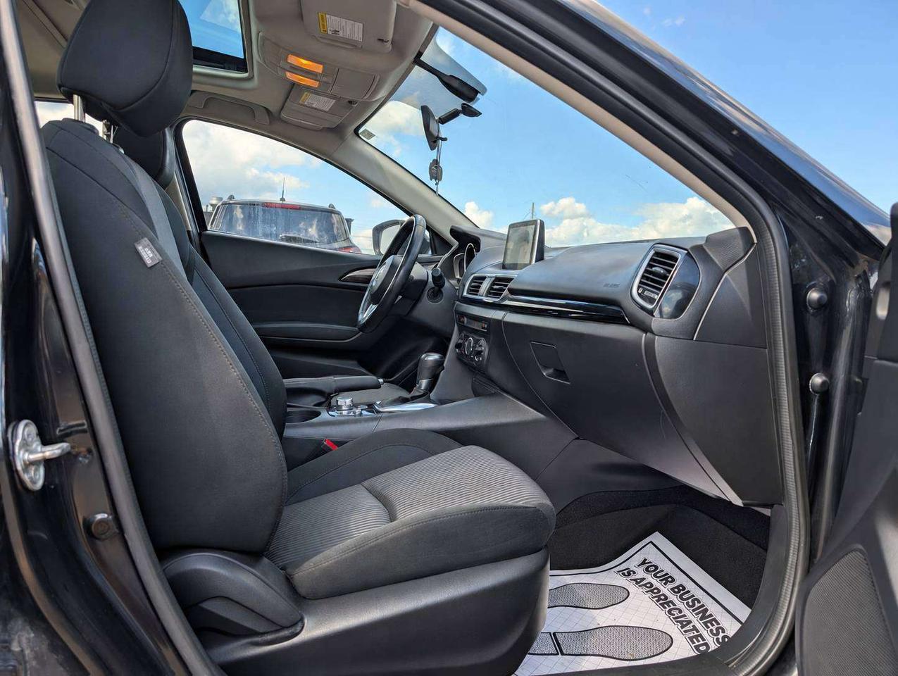 2014 Mazda 3 GS-SKY (No Accidents) Photo