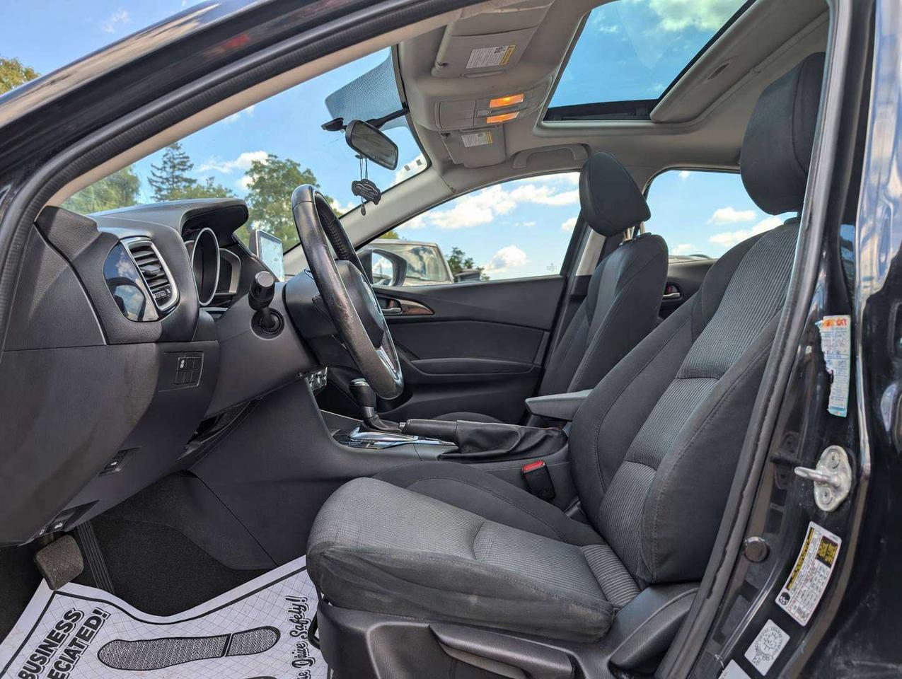 2014 Mazda 3 GS-SKY (No Accidents) Photo