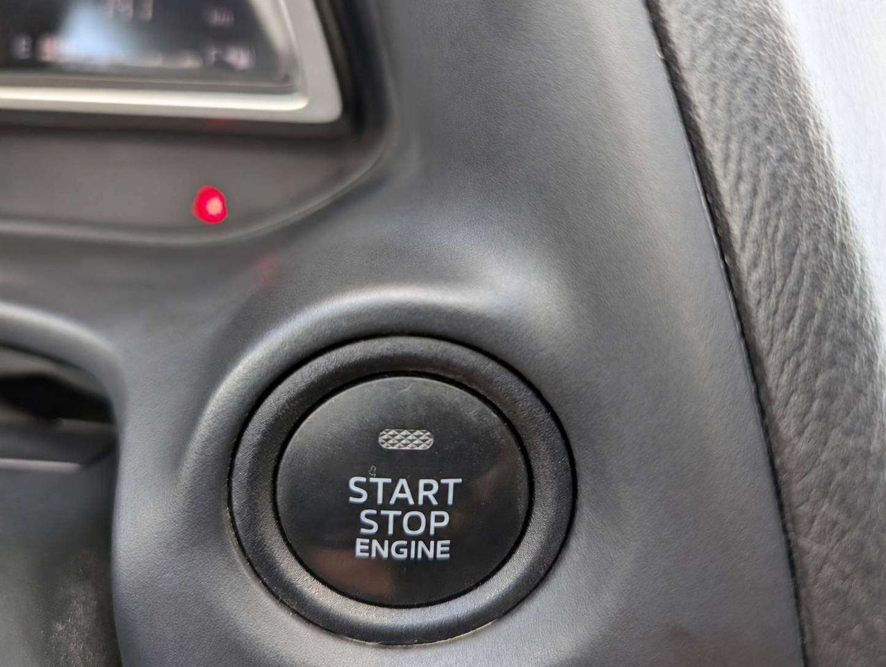 2014 Mazda 3 GS-SKY (No Accidents) Photo