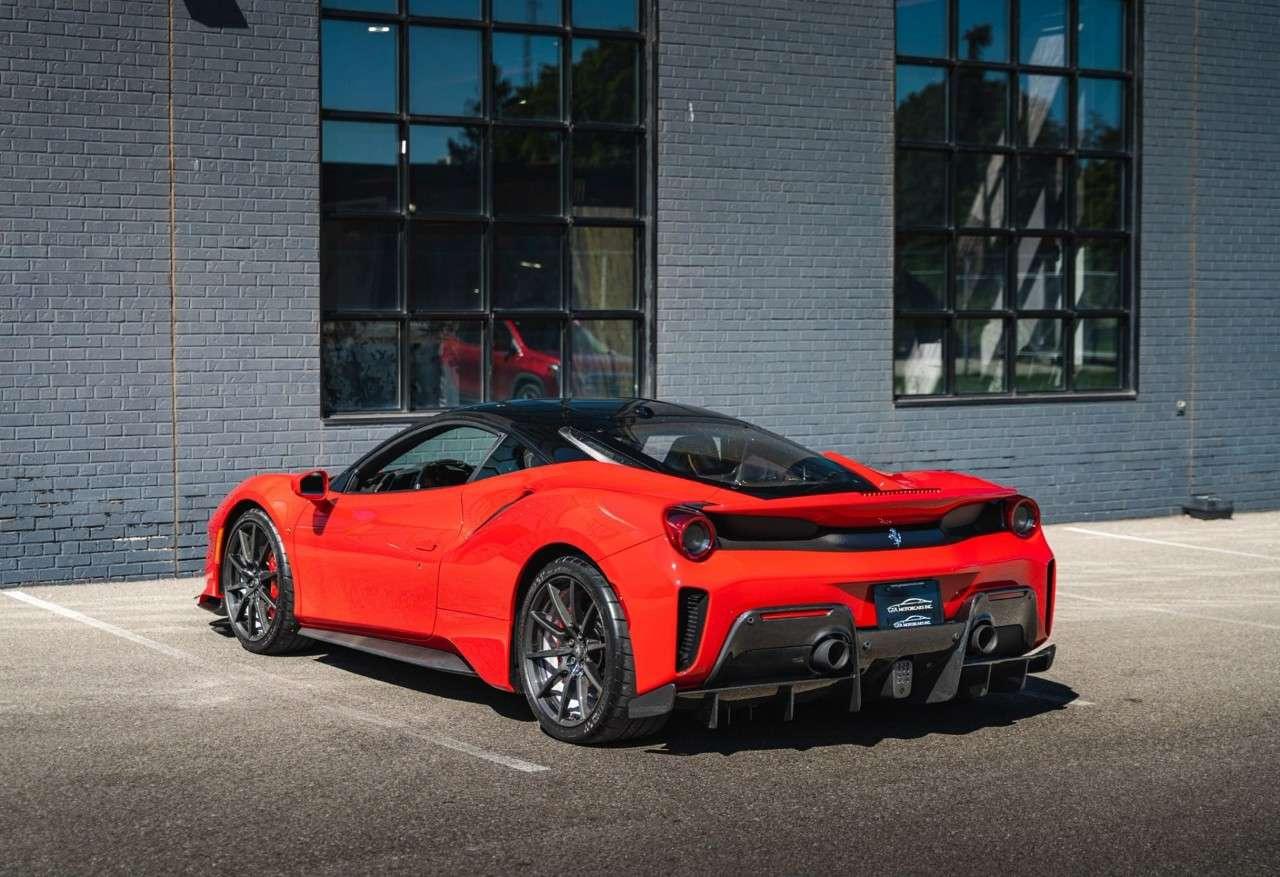 2019 Ferrari 488 Coupe Photo