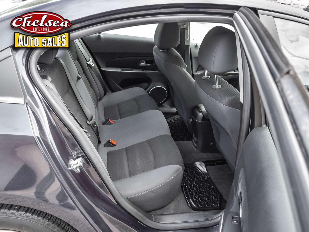 2016 Chevrolet Cruze 2LT Auto Photo
