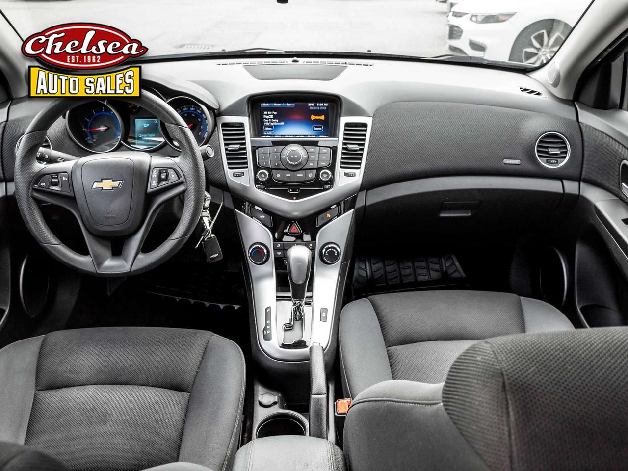 2016 Chevrolet Cruze 2LT Auto Photo