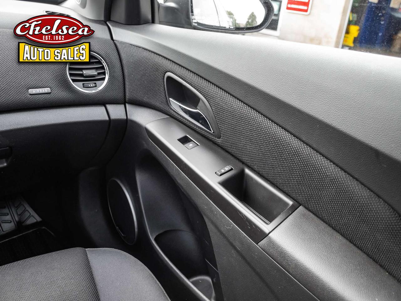 2016 Chevrolet Cruze 2LT Auto Photo