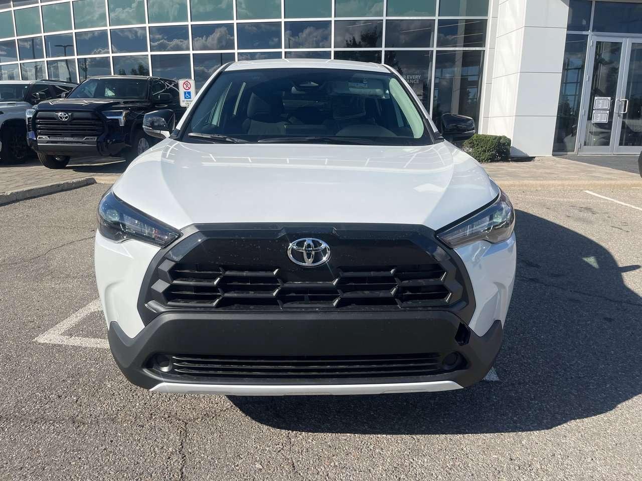 2026 Toyota Corolla Cross LE FWD 8MULTIMEDIA SCREEN   HEAT SEATS   HEAT STEER   WIRELESS CARPLAY/ANDROID AUTO   BLINDSPOT MONITOR Photo