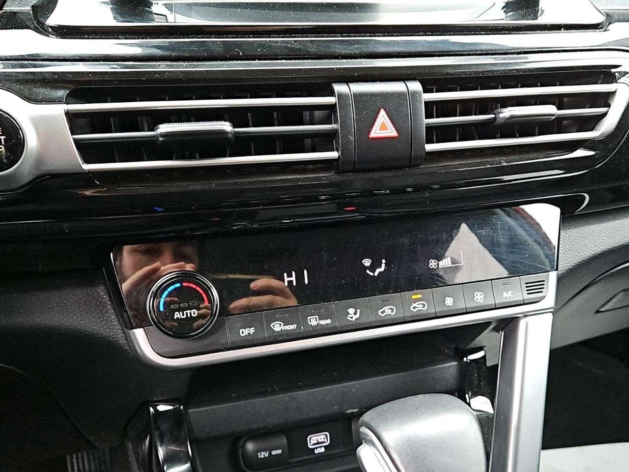 2022 Kia Seltos EX   ULTRA LOW KM   AWD    MOONROOF   HEATED SEATS Photo