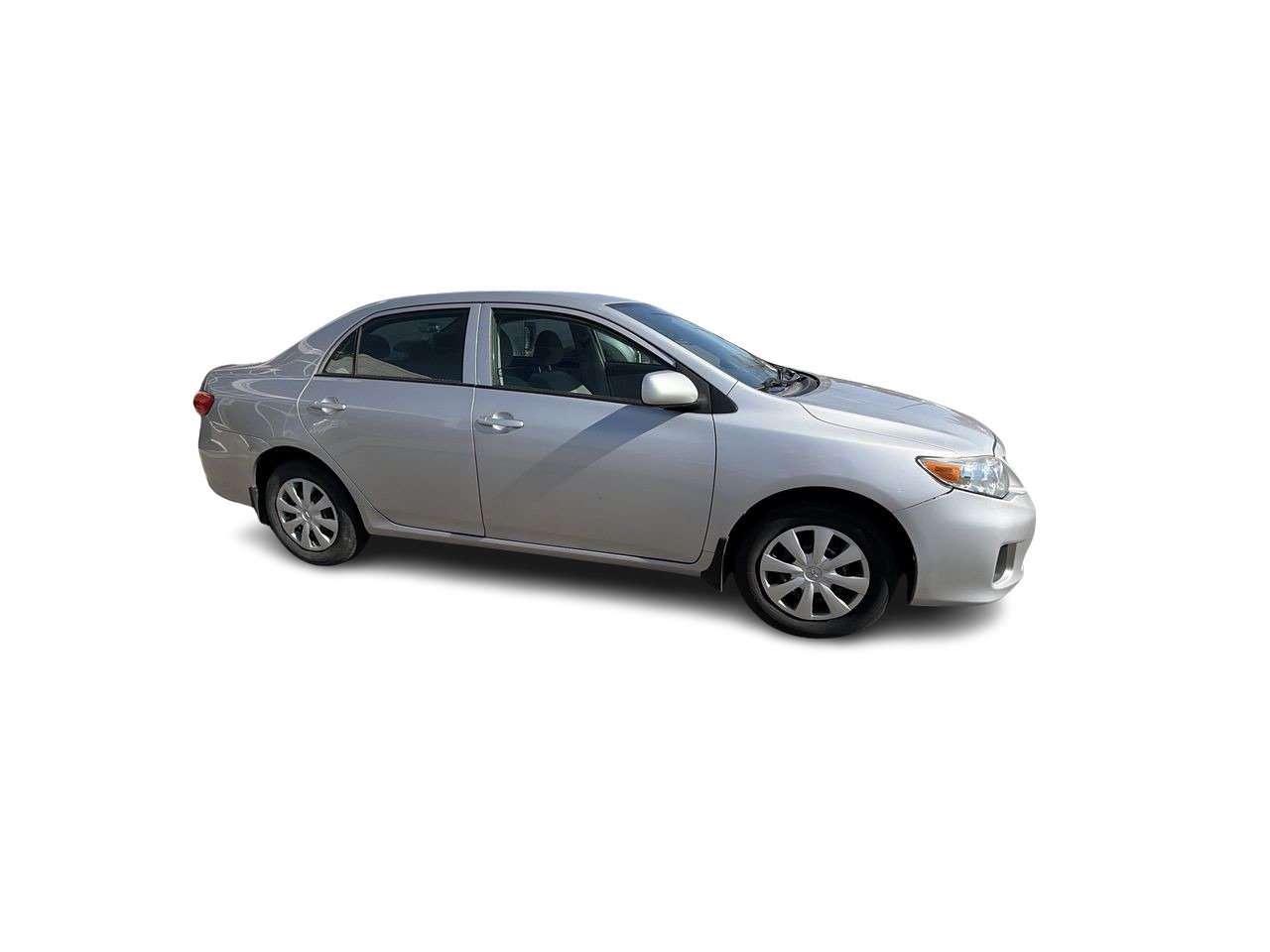 2012 Toyota Corolla 4-door Sedan LE 4A FWD   CLOTH   CD PLAYER   BLUETOOTH CONNECT Photo
