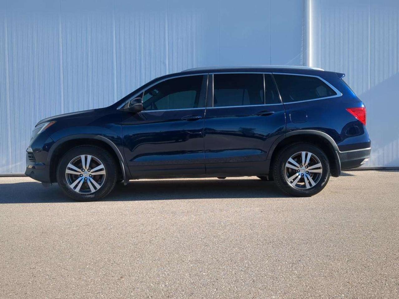 2018 Honda Pilot EX-L RES AWD Photo4