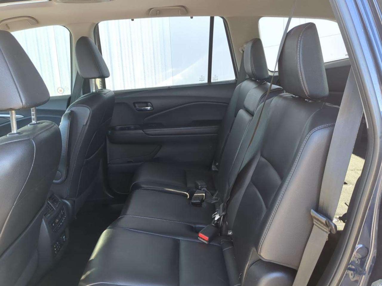 2018 Honda Pilot EX-L RES AWD Photo