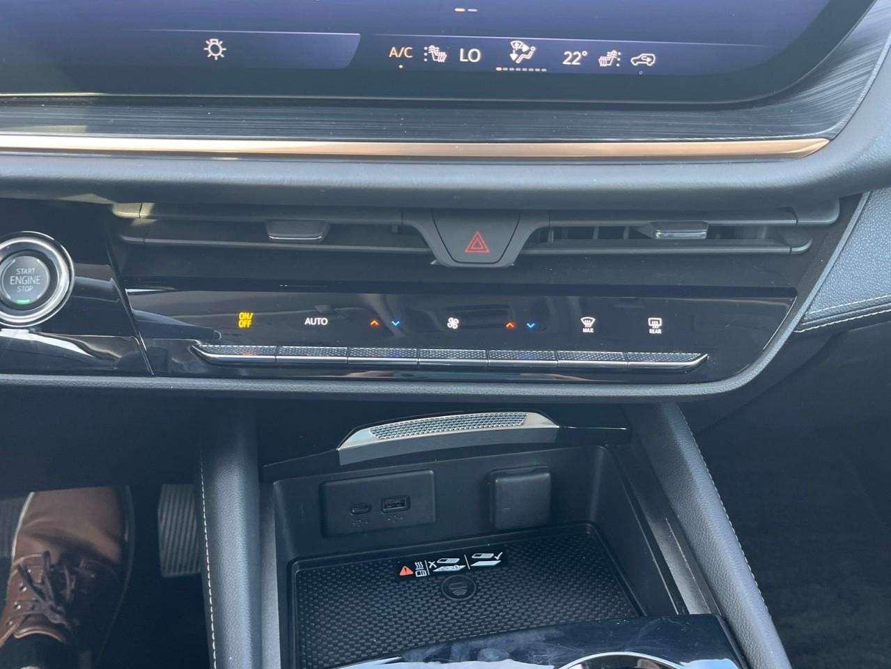 2024 Buick Envision AVENIR CPO RATES APPLY! Photo