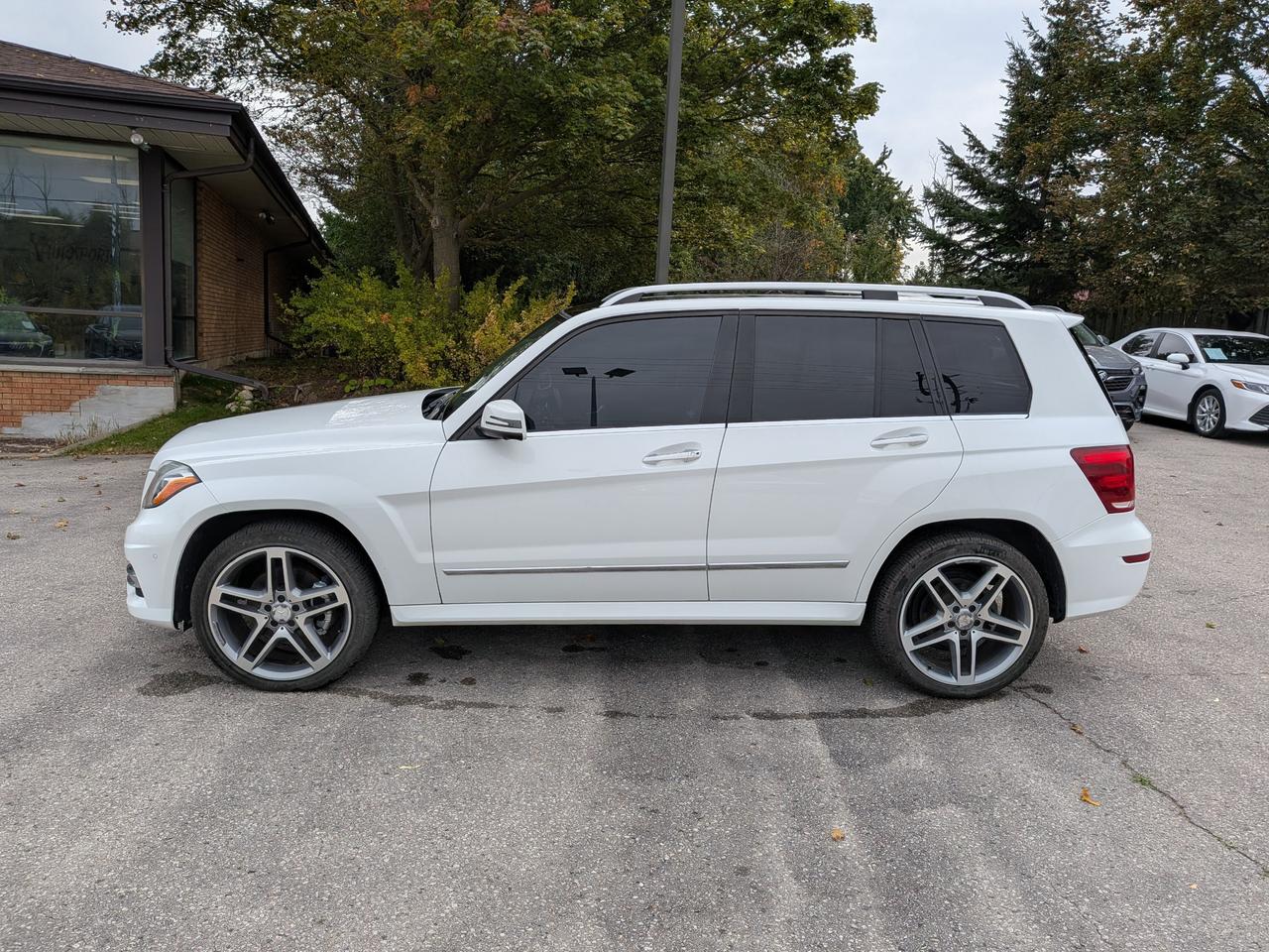 2014 Mercedes-Benz GLK-Class Base GLK 350 4dr All-wheel Drive 4MATIC Photo