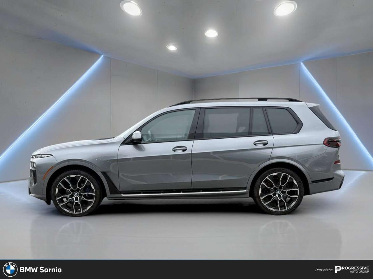 2024 BMW X7 XDRIVE40I   PREMIUM ENHANCED PACKAGE   M SPORT PACKAGE   M SPORT PRO   ADVANCED DRIVERS ASSIST Photo2