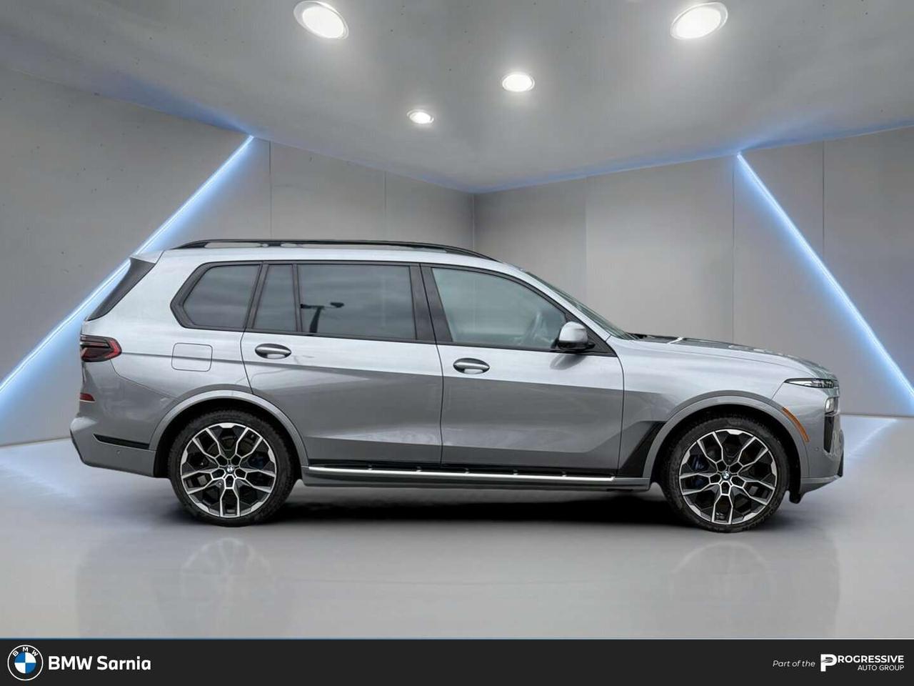 2024 BMW X7 XDRIVE40I   PREMIUM ENHANCED PACKAGE   M SPORT PACKAGE   M SPORT PRO   ADVANCED DRIVERS ASSIST Photo4