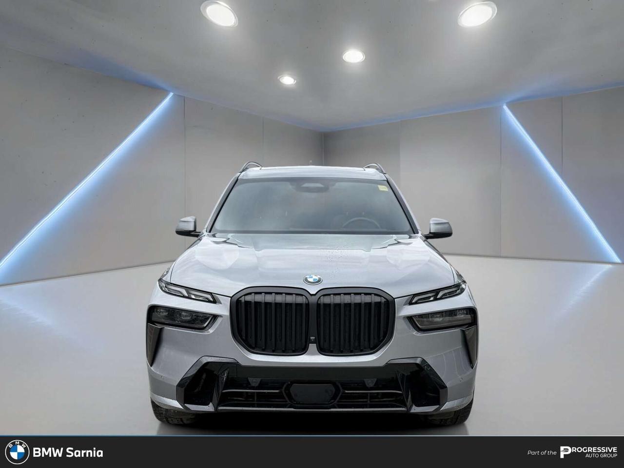 2024 BMW X7 XDRIVE40I   PREMIUM ENHANCED PACKAGE   M SPORT PACKAGE   M SPORT PRO   ADVANCED DRIVERS ASSIST Photo