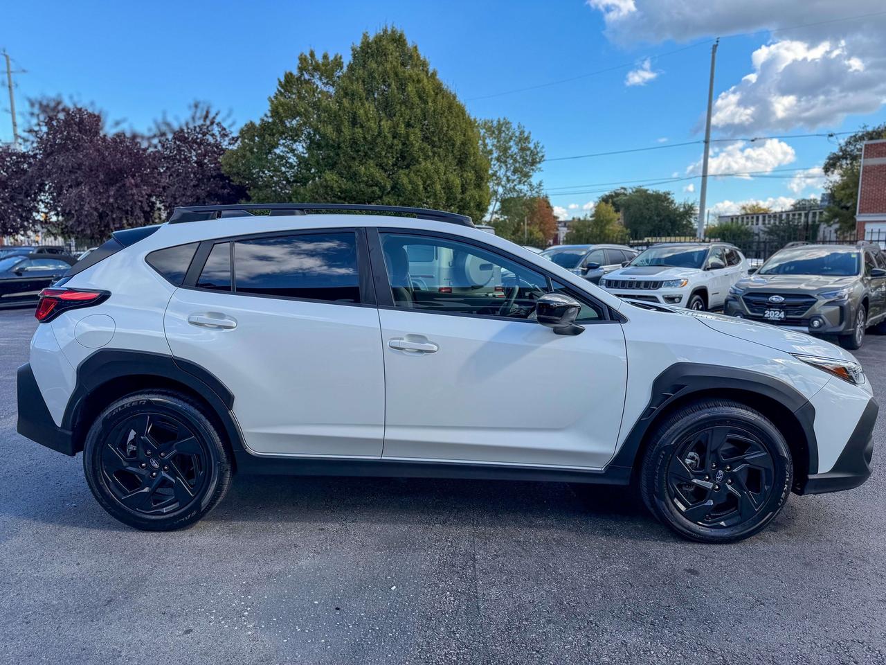 2024 Subaru Crosstrek Onyx-AWD/LOW KM/1 OWNER/ACC/CAMERA/ROOF/2.5L Photo