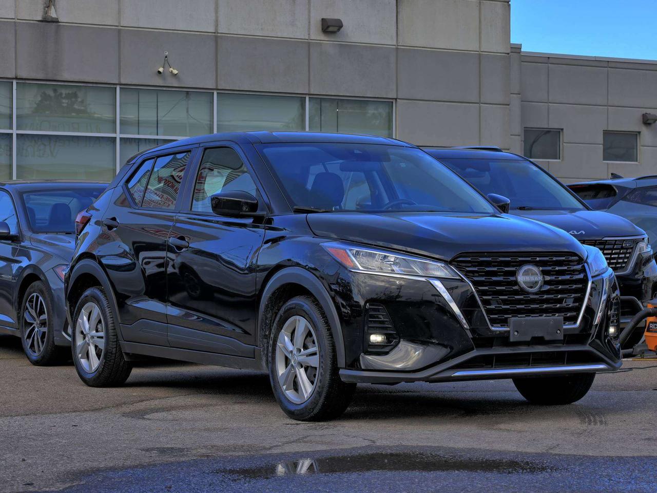 2025 Nissan Kicks S Photo