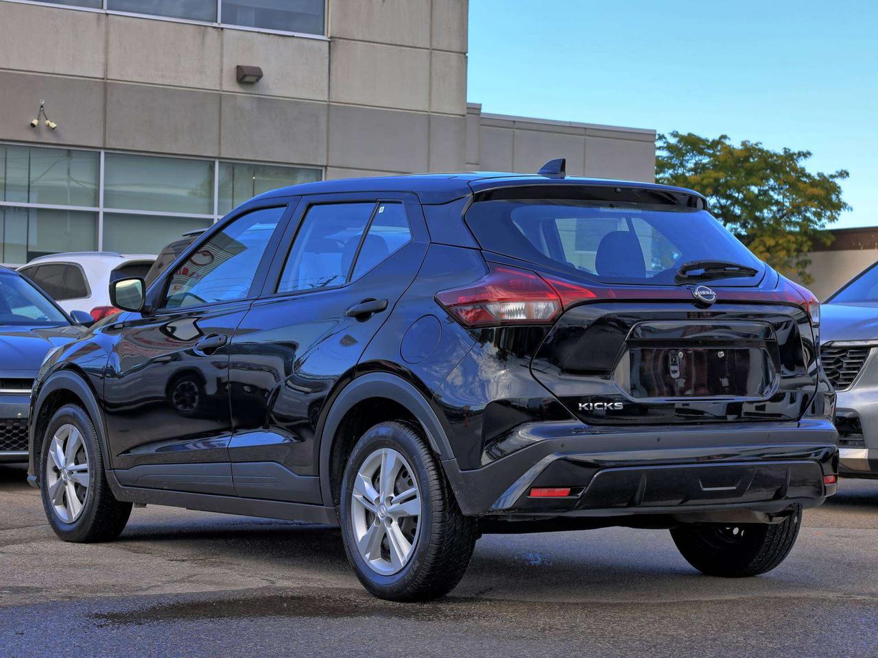 2025 Nissan Kicks S Photo