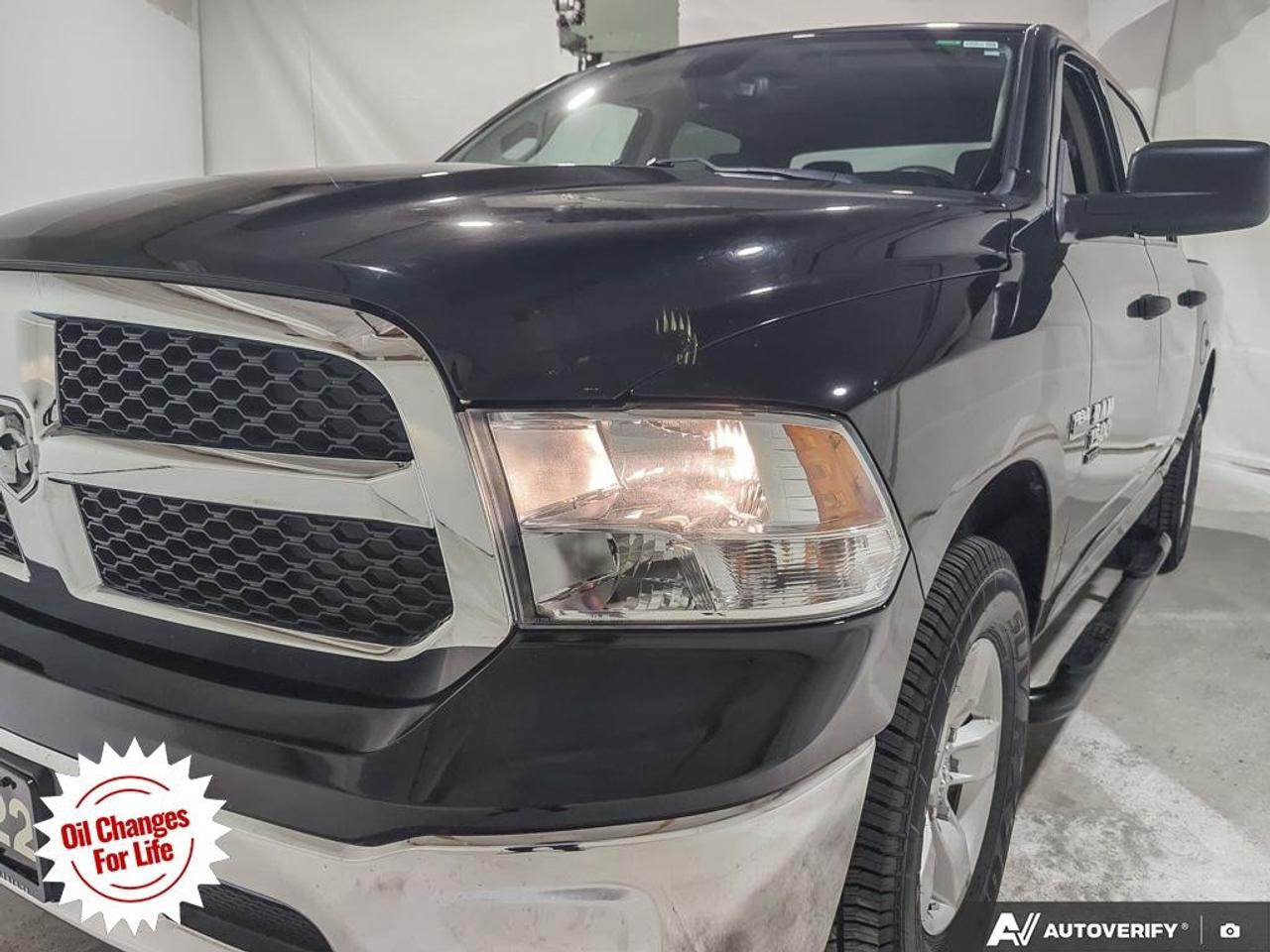 2022 RAM 1500 Classic SLT 4x4 Crew Cab 5'7" Box Photo