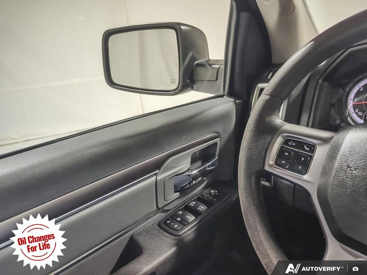 2022 RAM 1500 Classic SLT 4x4 Crew Cab 5'7" Box Photo