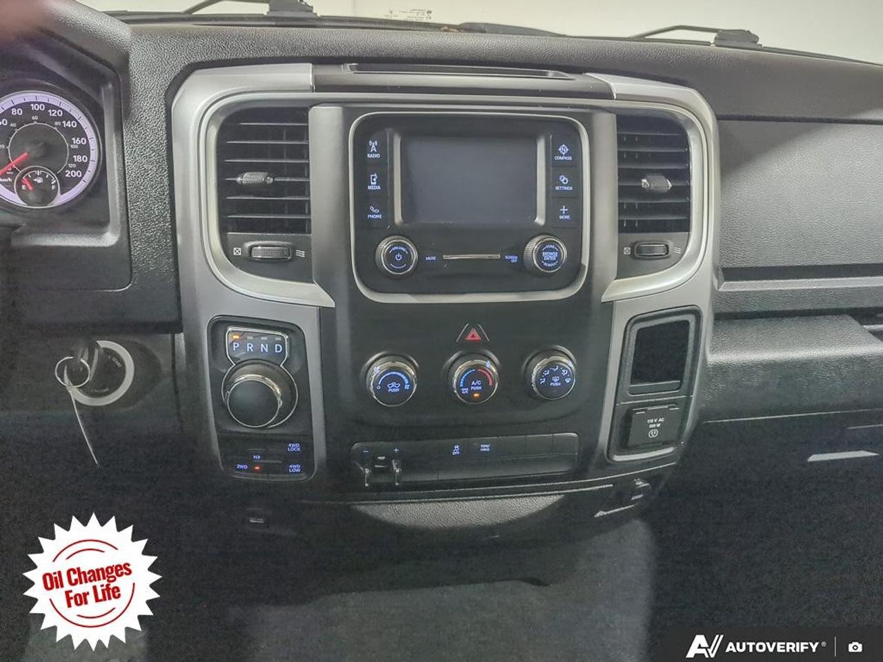 2022 RAM 1500 Classic SLT 4x4 Crew Cab 5'7" Box Photo