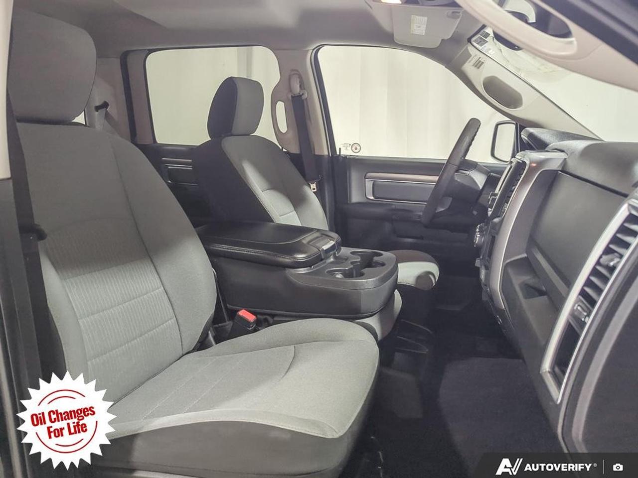 2022 RAM 1500 Classic SLT 4x4 Crew Cab 5'7" Box Photo
