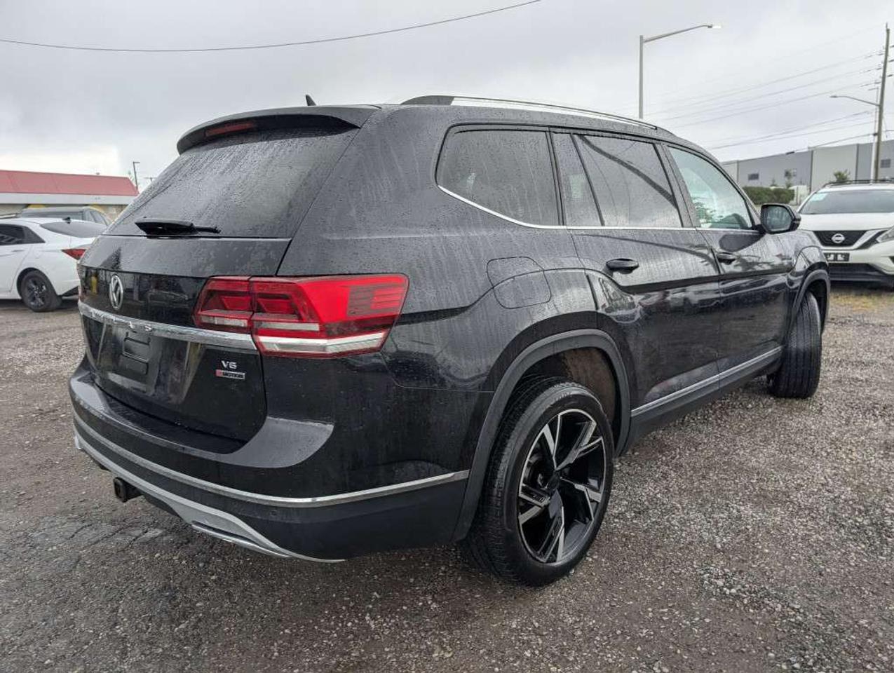 2019 Volkswagen Atlas HIGHLINE  NAV   PANO ROOF   LEATHER   CAMERA Photo