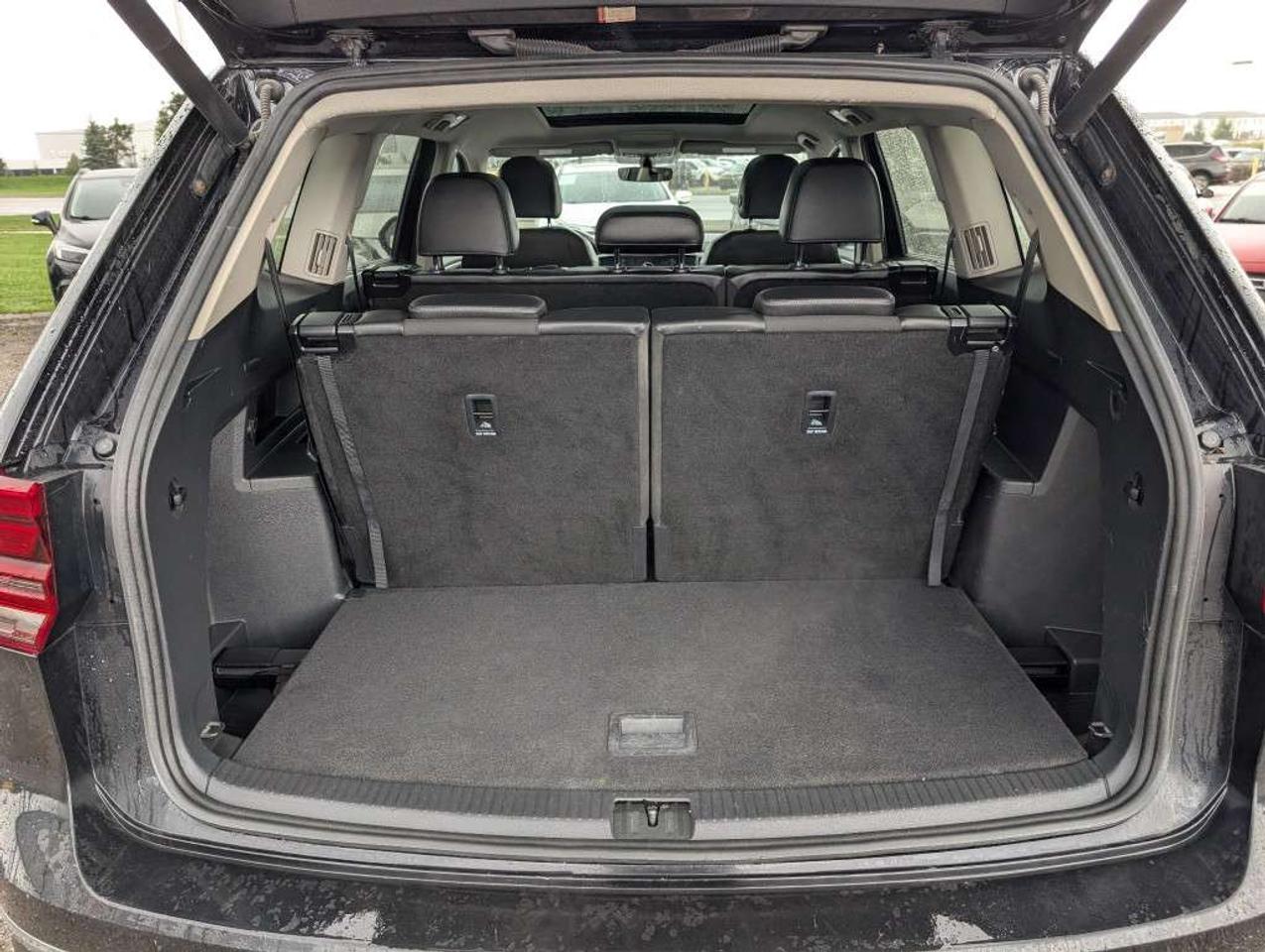 2019 Volkswagen Atlas HIGHLINE  NAV   PANO ROOF   LEATHER   CAMERA Photo
