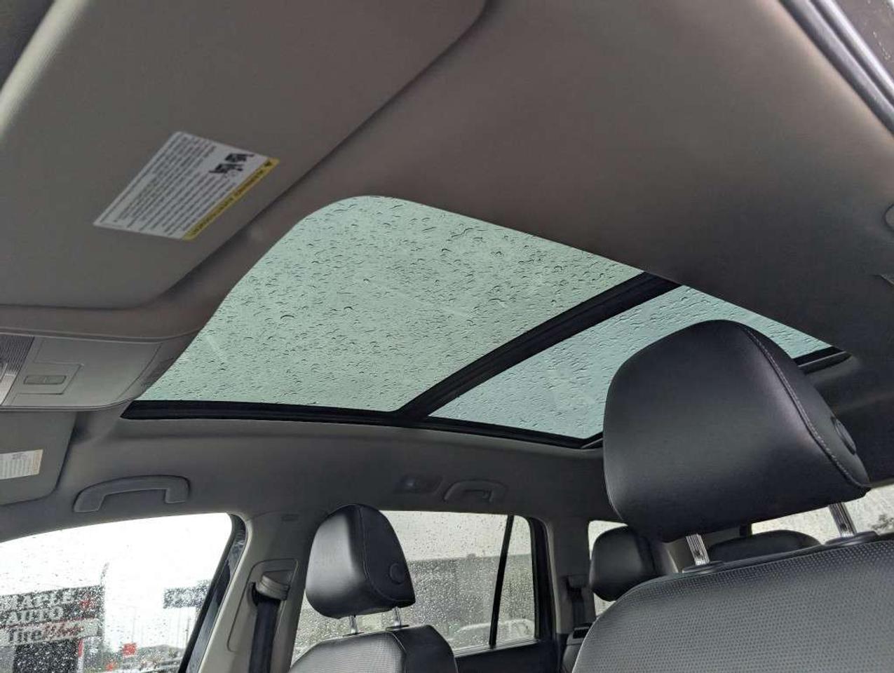 2019 Volkswagen Atlas HIGHLINE  NAV   PANO ROOF   LEATHER   CAMERA Photo